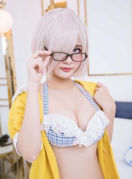 年轻女老师在线观看_国产剧免费观看超清