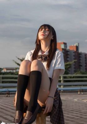 爱乃娜美大战黑人在线观看_4K手机在线看