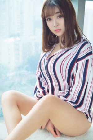中出不戴胸罩的女邻居_DVD全集在线观看